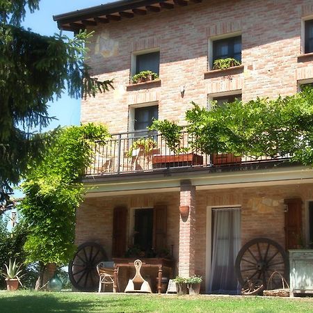 San Damiano al Colle Il Poggio B&B المظهر الخارجي الصورة