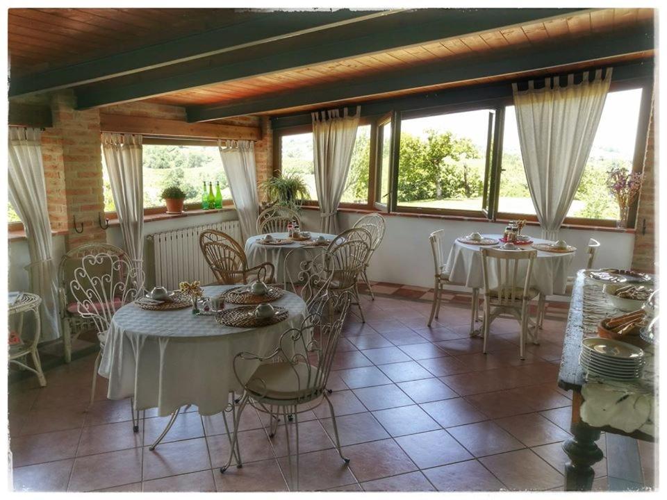 San Damiano al Colle Il Poggio B&B المظهر الخارجي الصورة