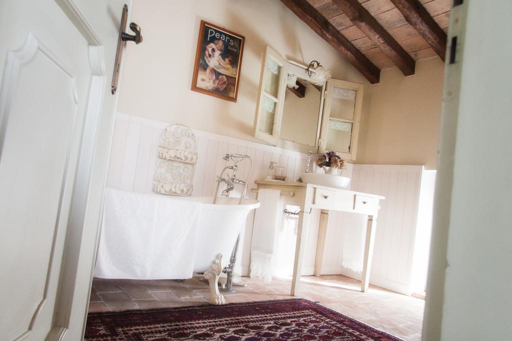 San Damiano al Colle Il Poggio B&B المظهر الخارجي الصورة